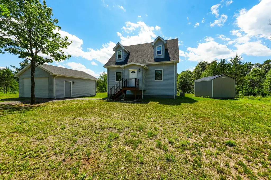 1201 Weston Street, Necedah