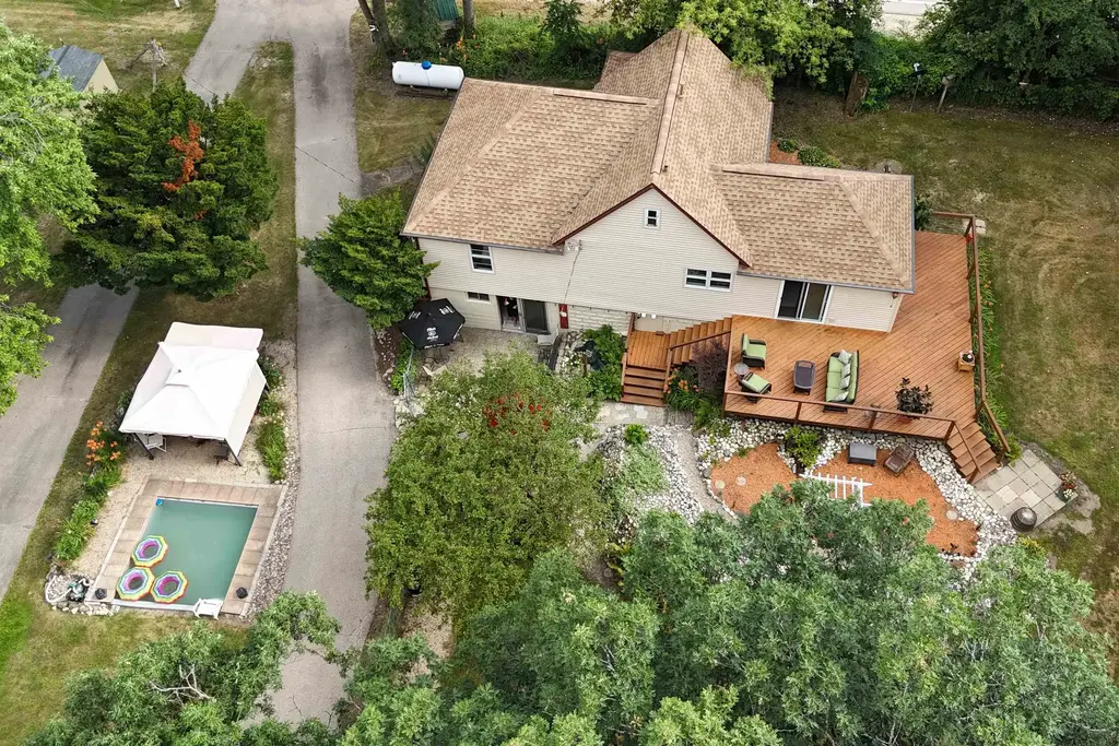 10328 W State Road 81, Newark