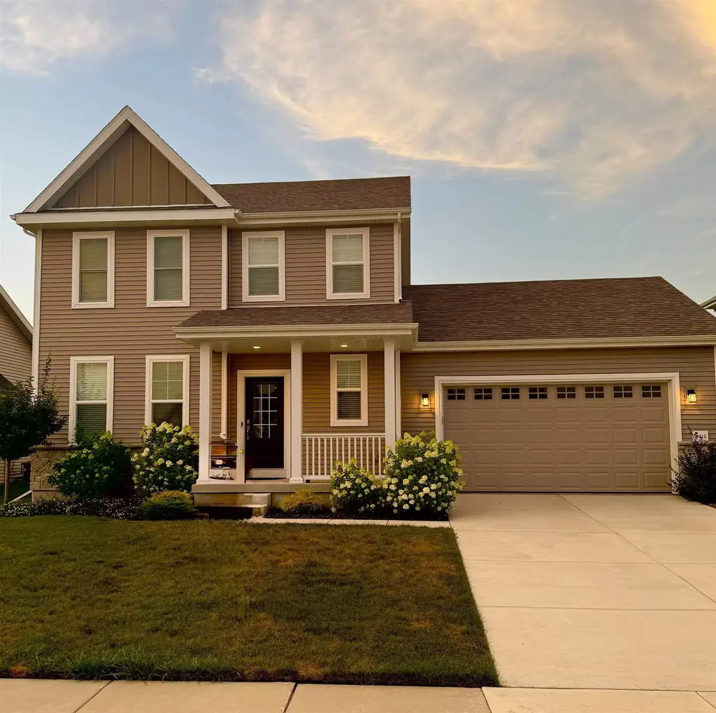 8015 Laufenberg Boulevard, Cross Plains