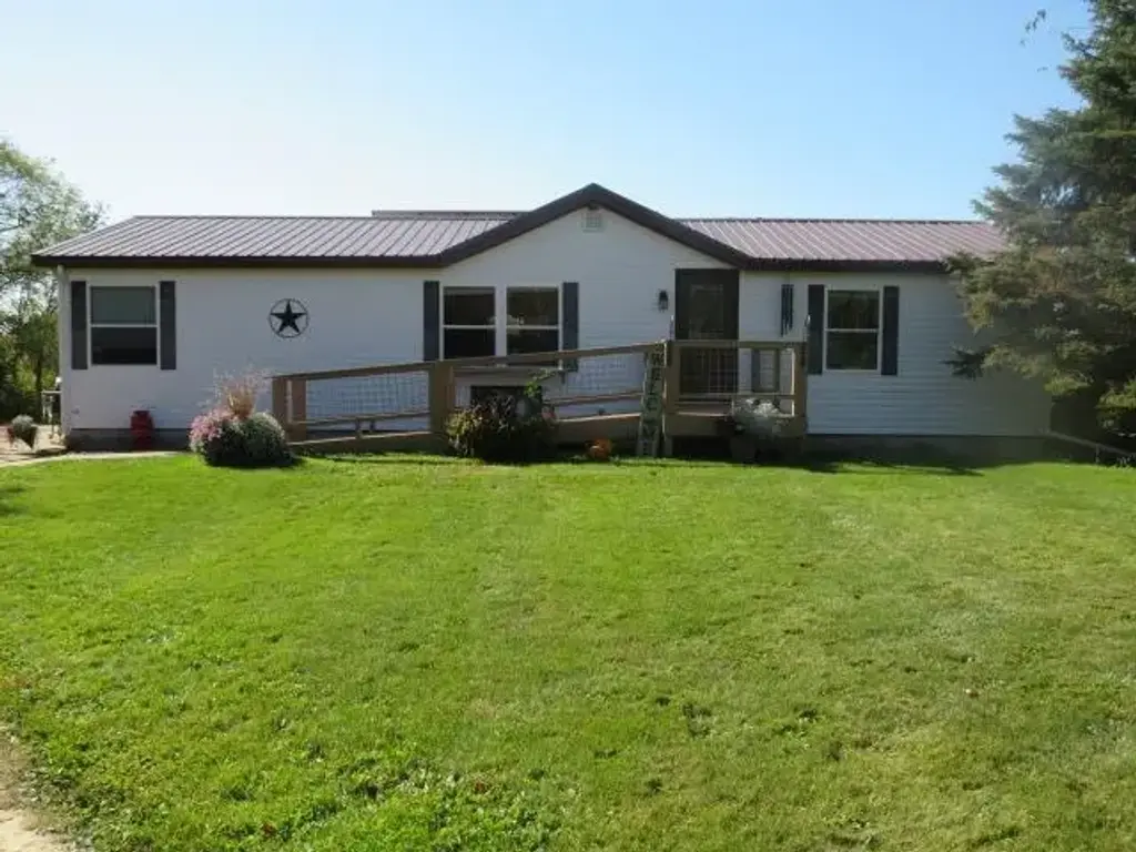 S7304 Sandusky Road, Bear Creek