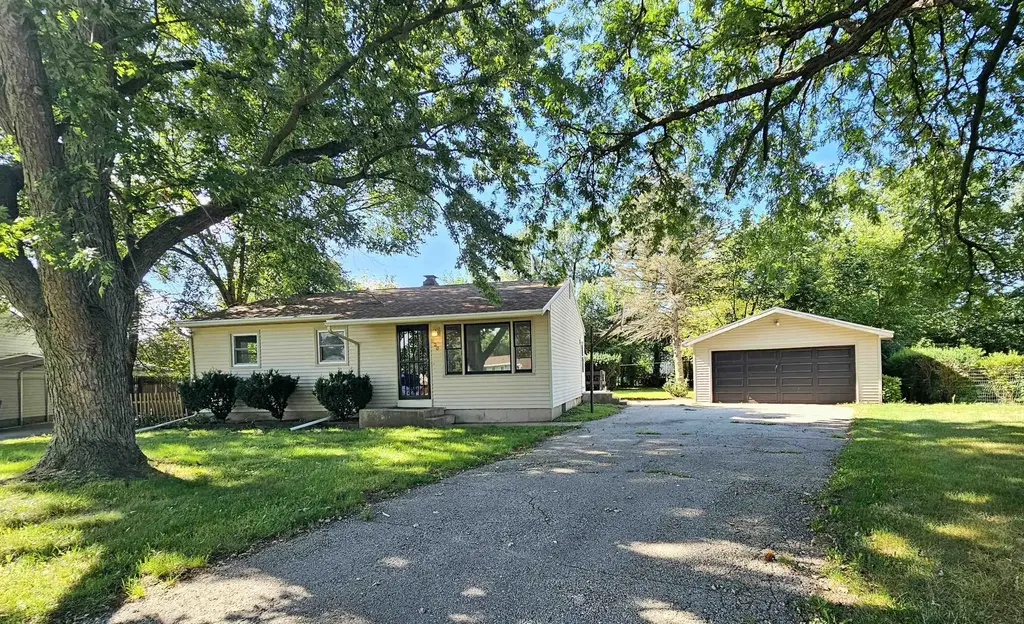 638 E Columbine Drive, Beloit