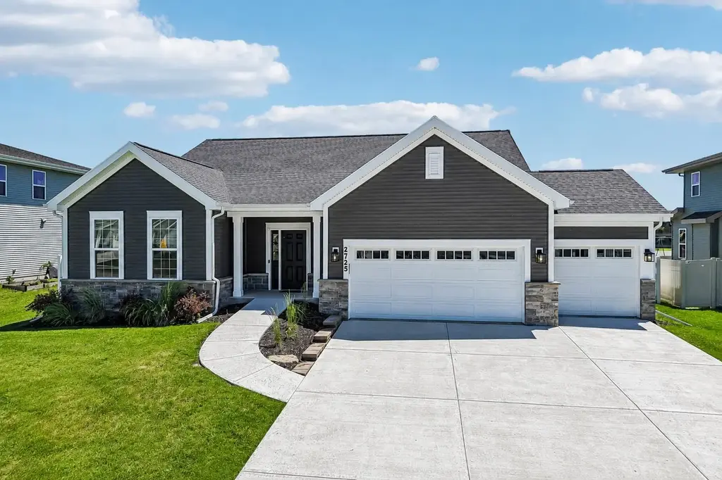 2725 Wayfair Street, Fitchburg