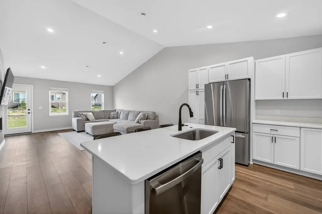 340 Lilac Lane, Stoughton
