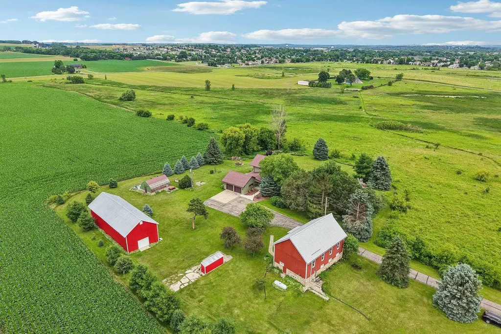 6454 Highway 113, Vienna