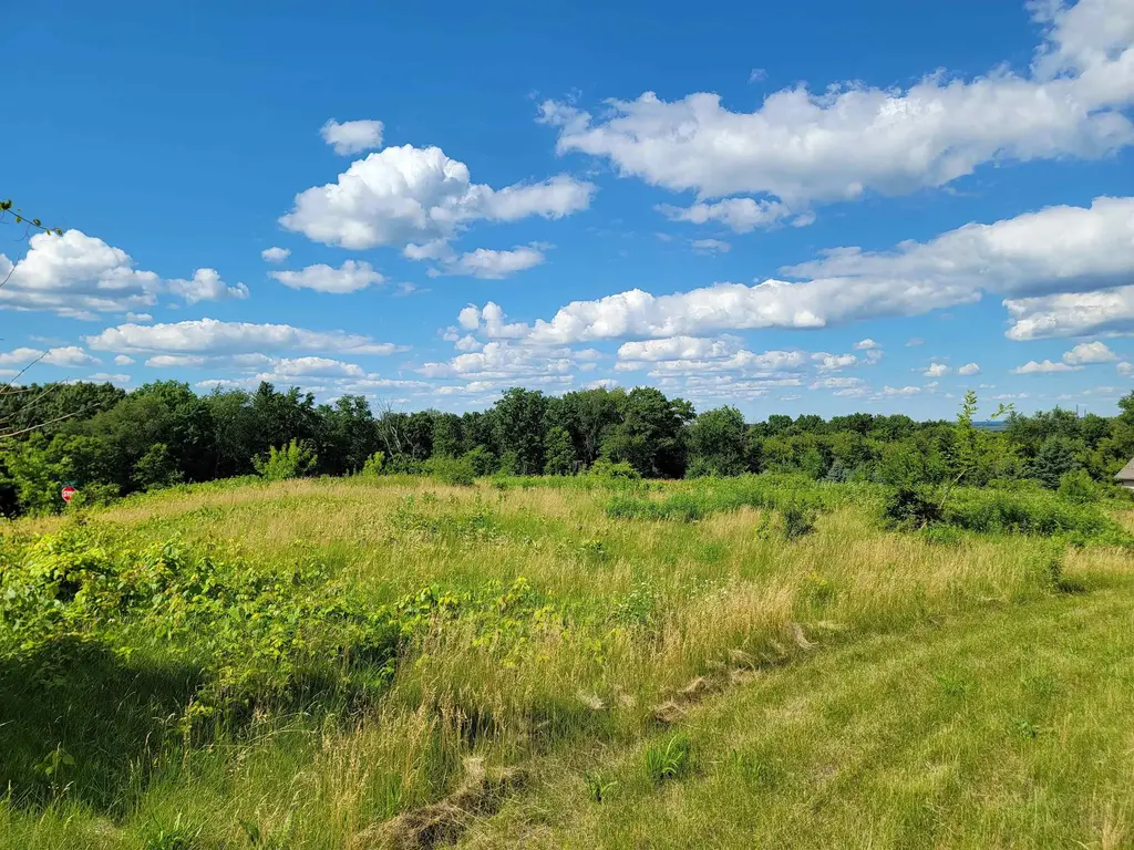 N4524 Prairie Knoll Circle, Caledonia