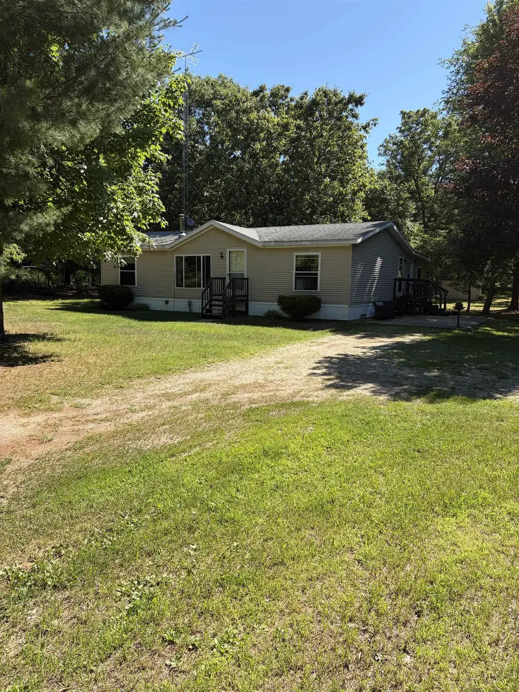 8713 N 3rd Court, Westfield