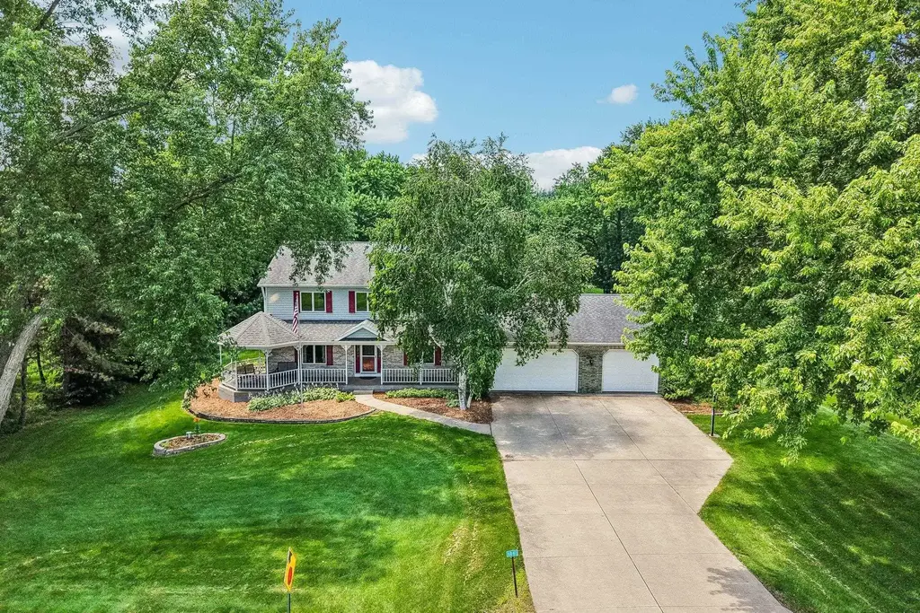 6443 Hickory Lane, Vienna