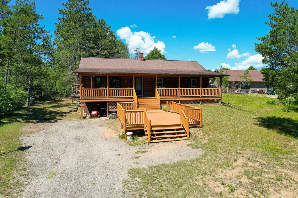 N10299 18th Avenue, Necedah