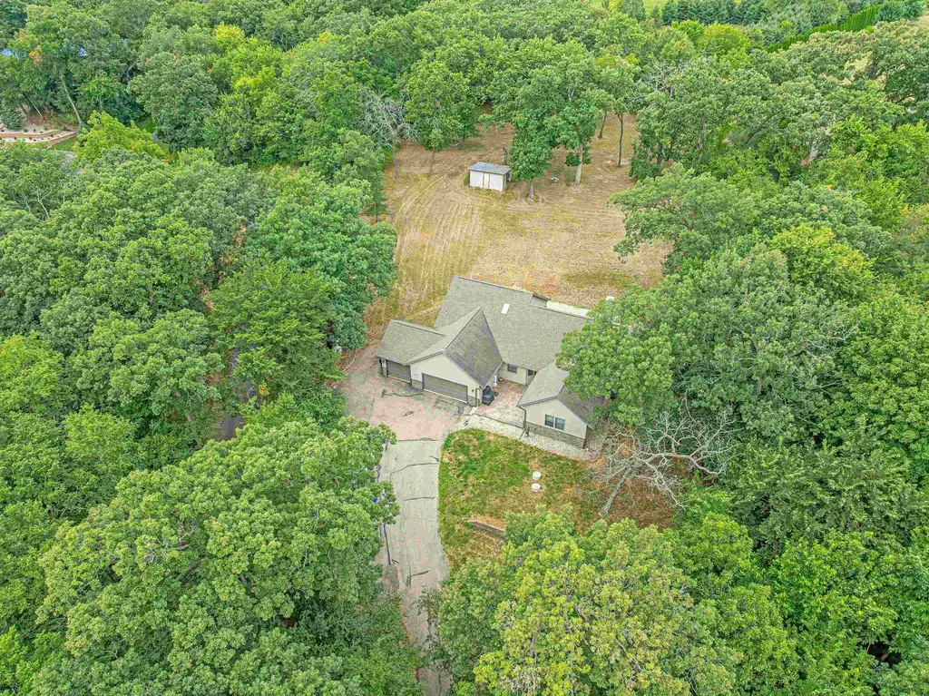 2150 E Carly Court, Milton