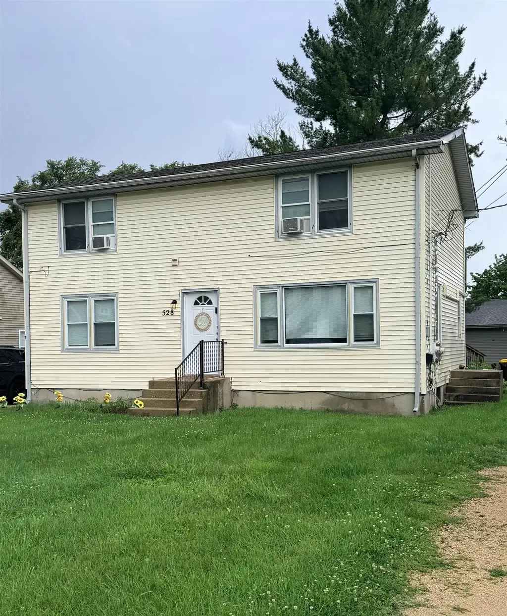 528 King Street, Belvidere