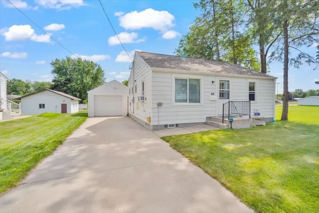 628 Packard Street, Tomah