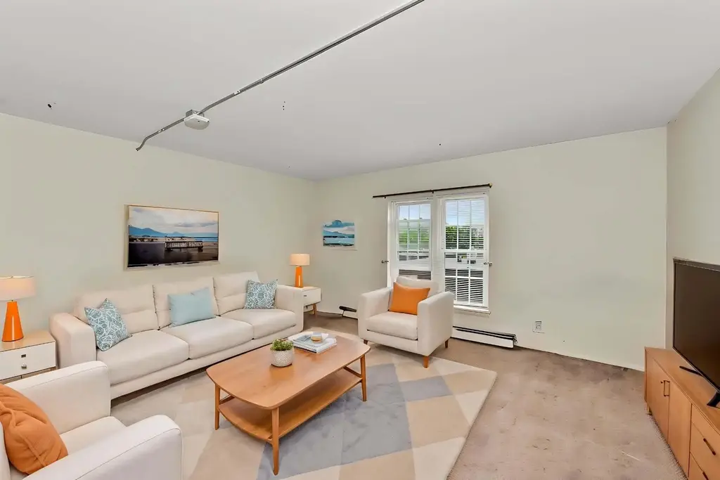 #308 - 9500 N Green Bay Road, Brown Deer