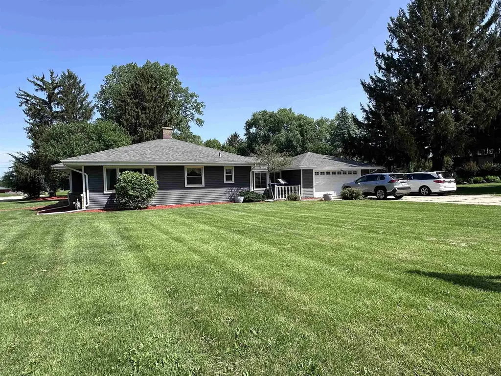 1331 S Crosby Avenue, Janesville