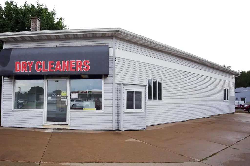 735 W Main Street, Waupun