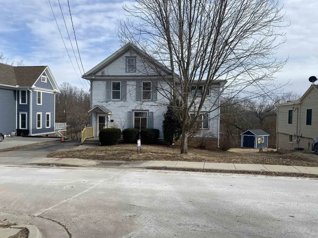 309 Pine Street, Mineral Point