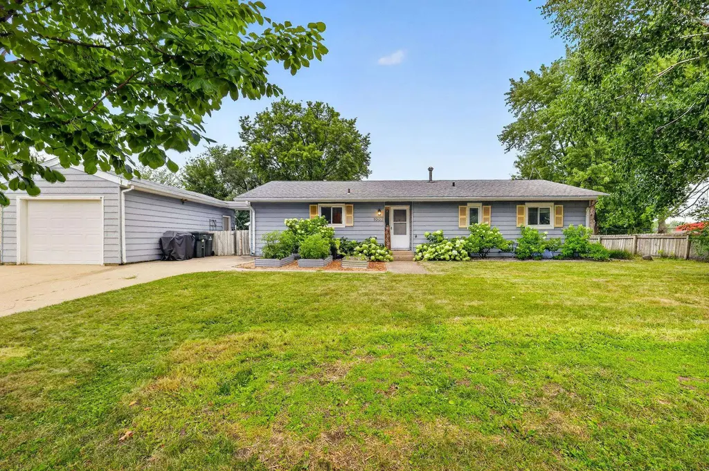 1002 Schumann Street, Sun Prairie
