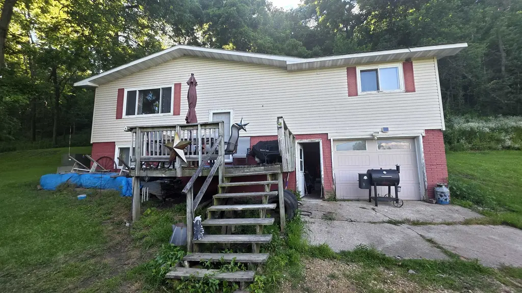9866 Rattlesnake Road, Cassville