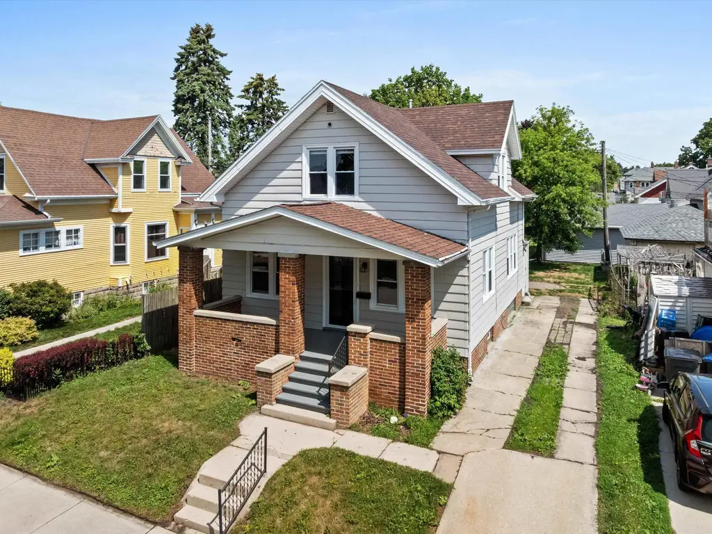 1112 Bluff Avenue, Sheboygan