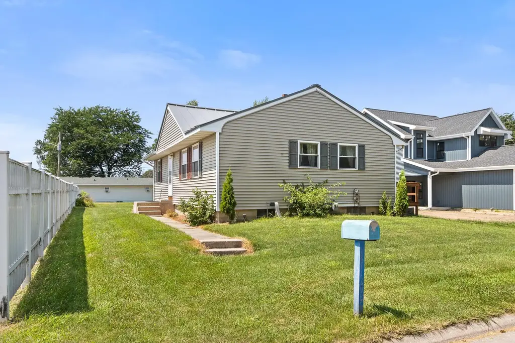 111 Superior Street, Portage