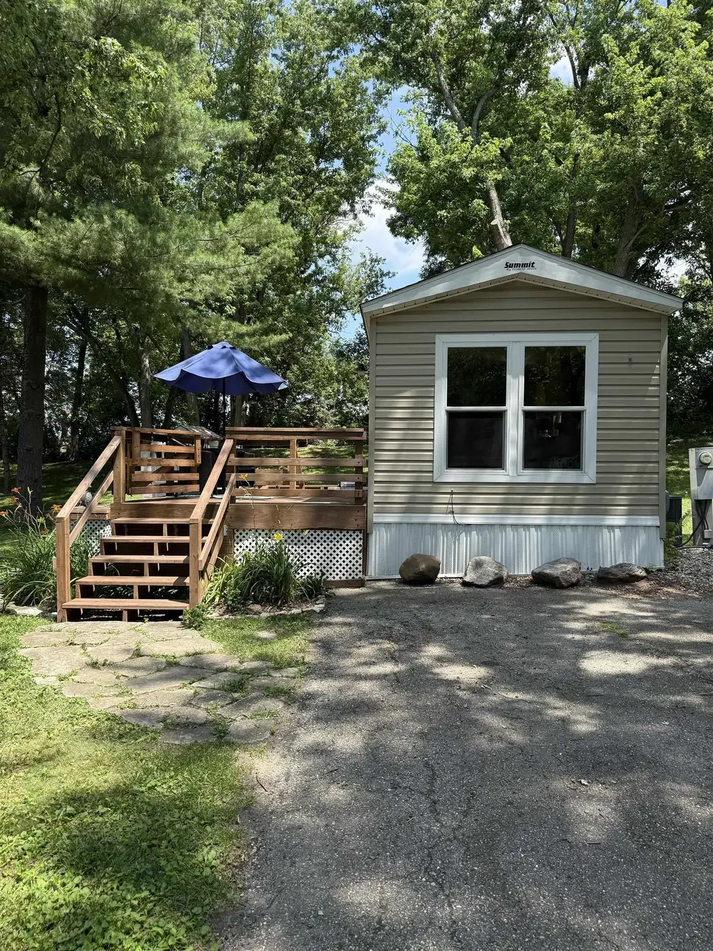 124 Meadow Lane, Fulton