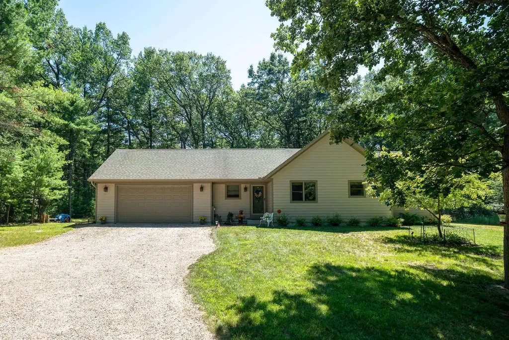 1809 S Badger Lane, Monroe