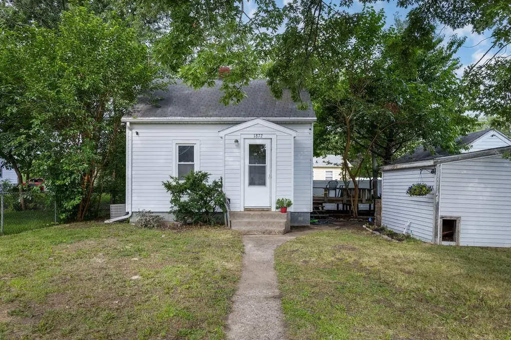 1872 Fayette Avenue, Beloit