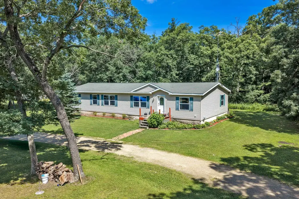 W4172 50th Street, Lemonweir