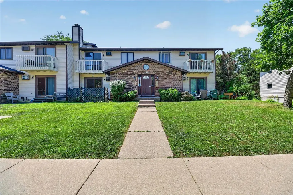 #1 - 2850 Cimarron Trail, Madison