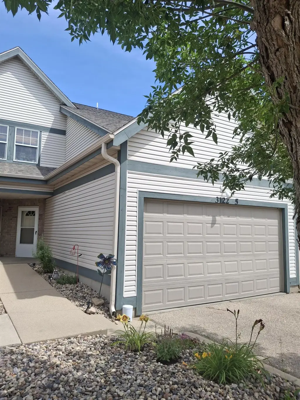 #5 - 3122 Dorchester Way, Madison