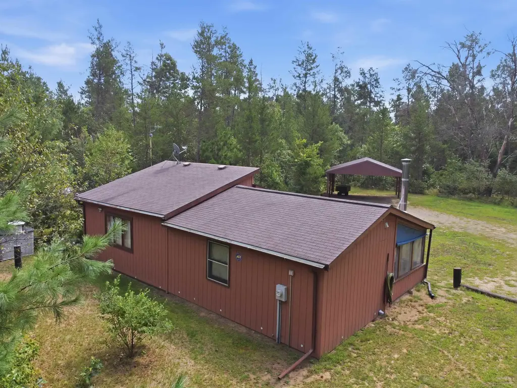 N7599 11th Avenue, Clearfield