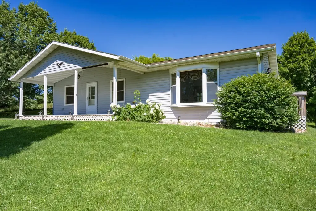 506 N Brooklyn Avenue, Elroy