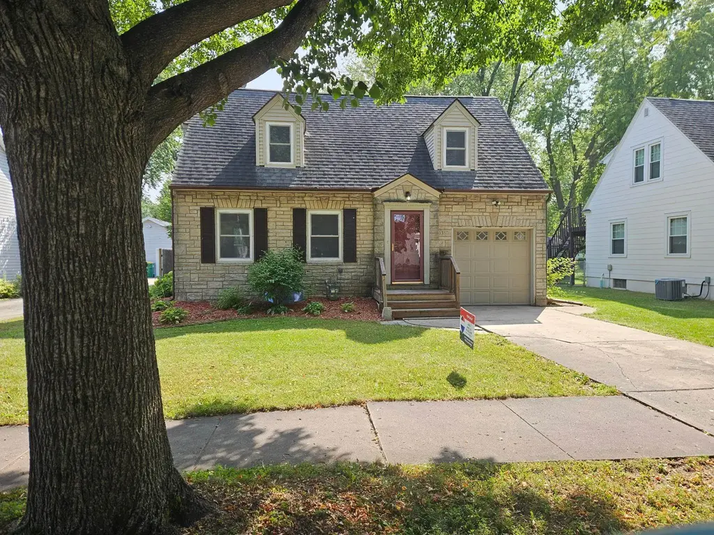 1332 Emilie Street, Green Bay