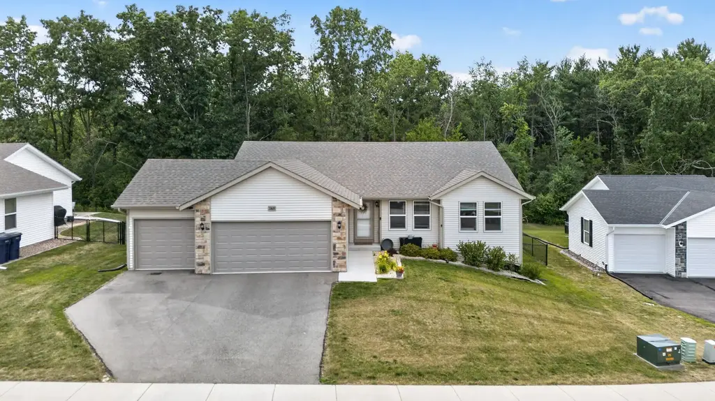 3305 Emerald Drive, Janesville