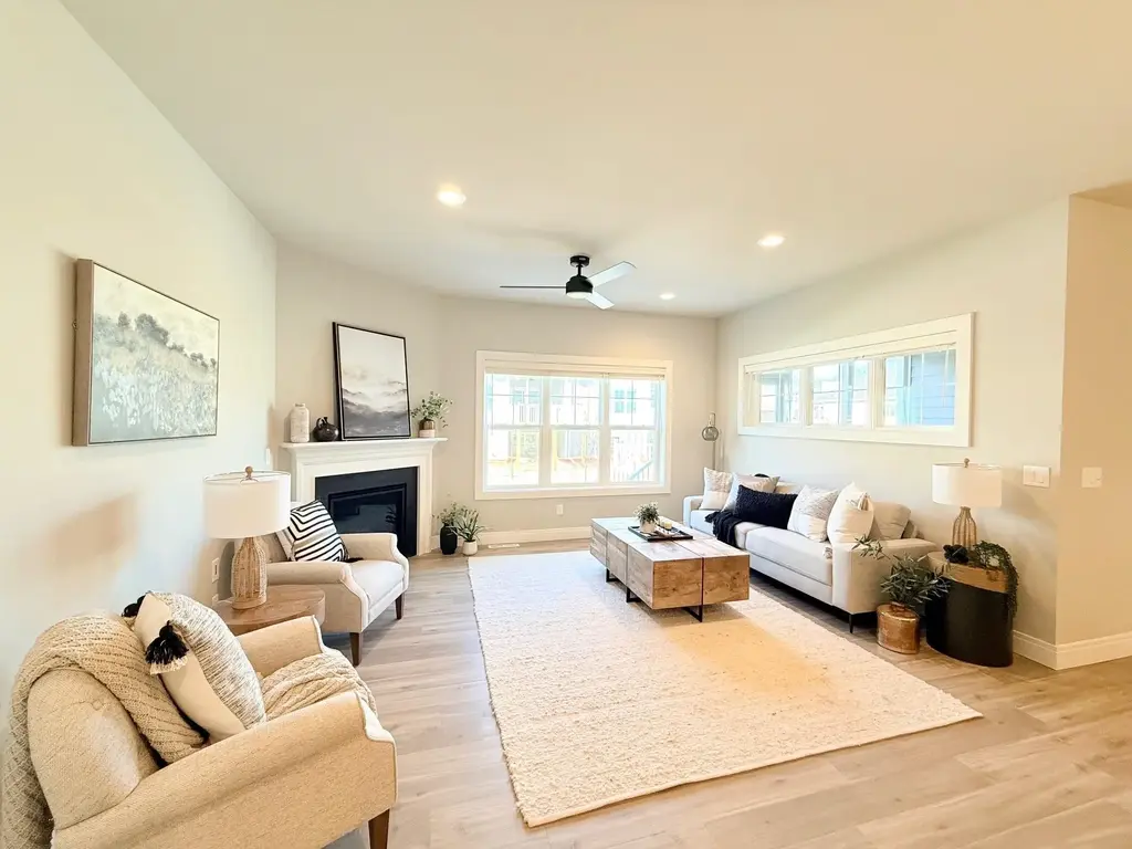 4743 Bellflower Drive, DeForest