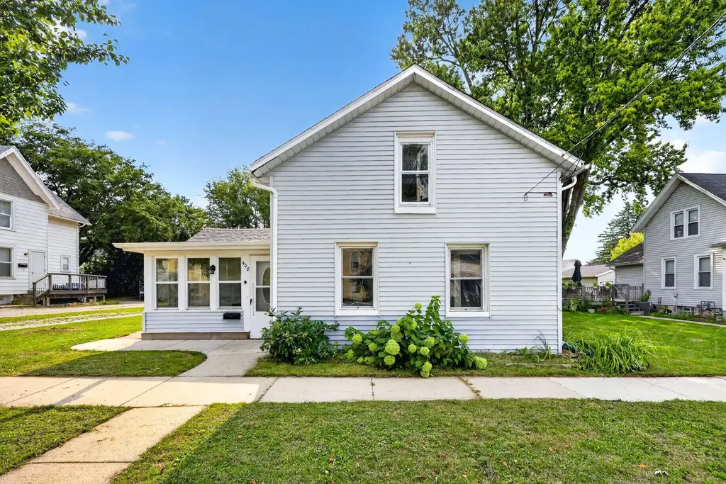 408 N Warren Street, Watertown