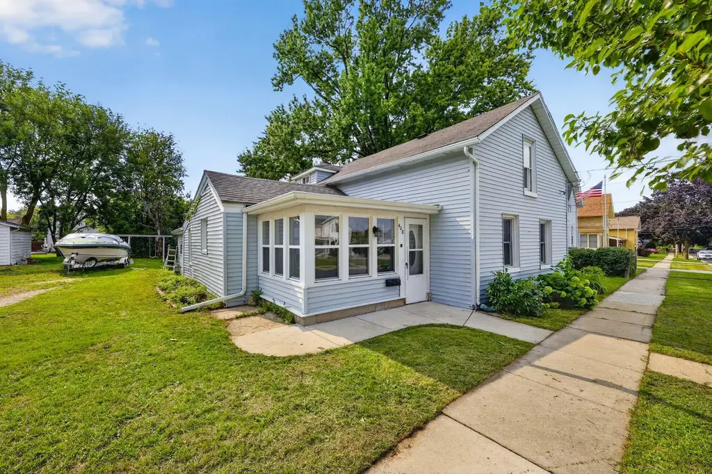 408 N Warren Street, Watertown