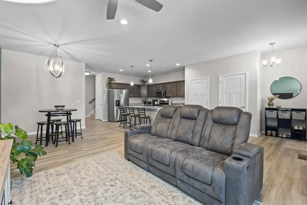 2832 Frisee Drive, Fitchburg