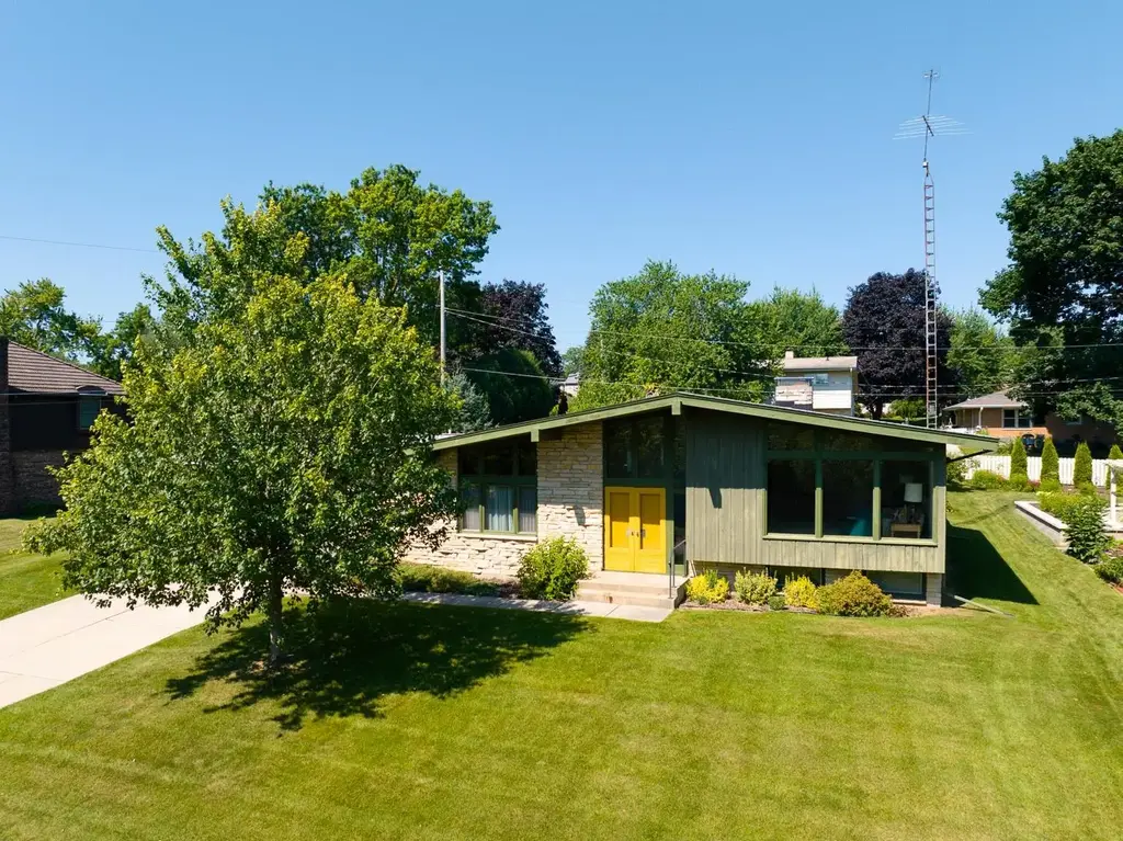 2131 20th Avenue, Monroe