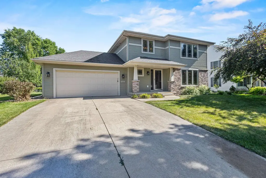 5224 Nannyberry Drive, Fitchburg