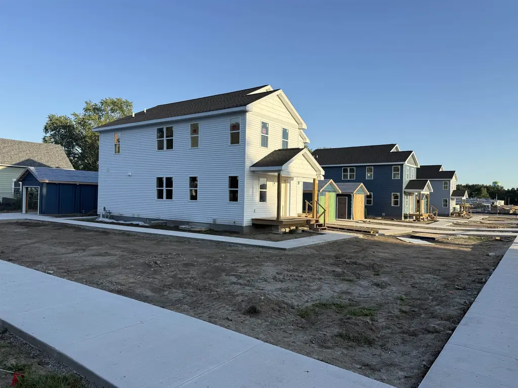 221 N Votech Drive, Watertown