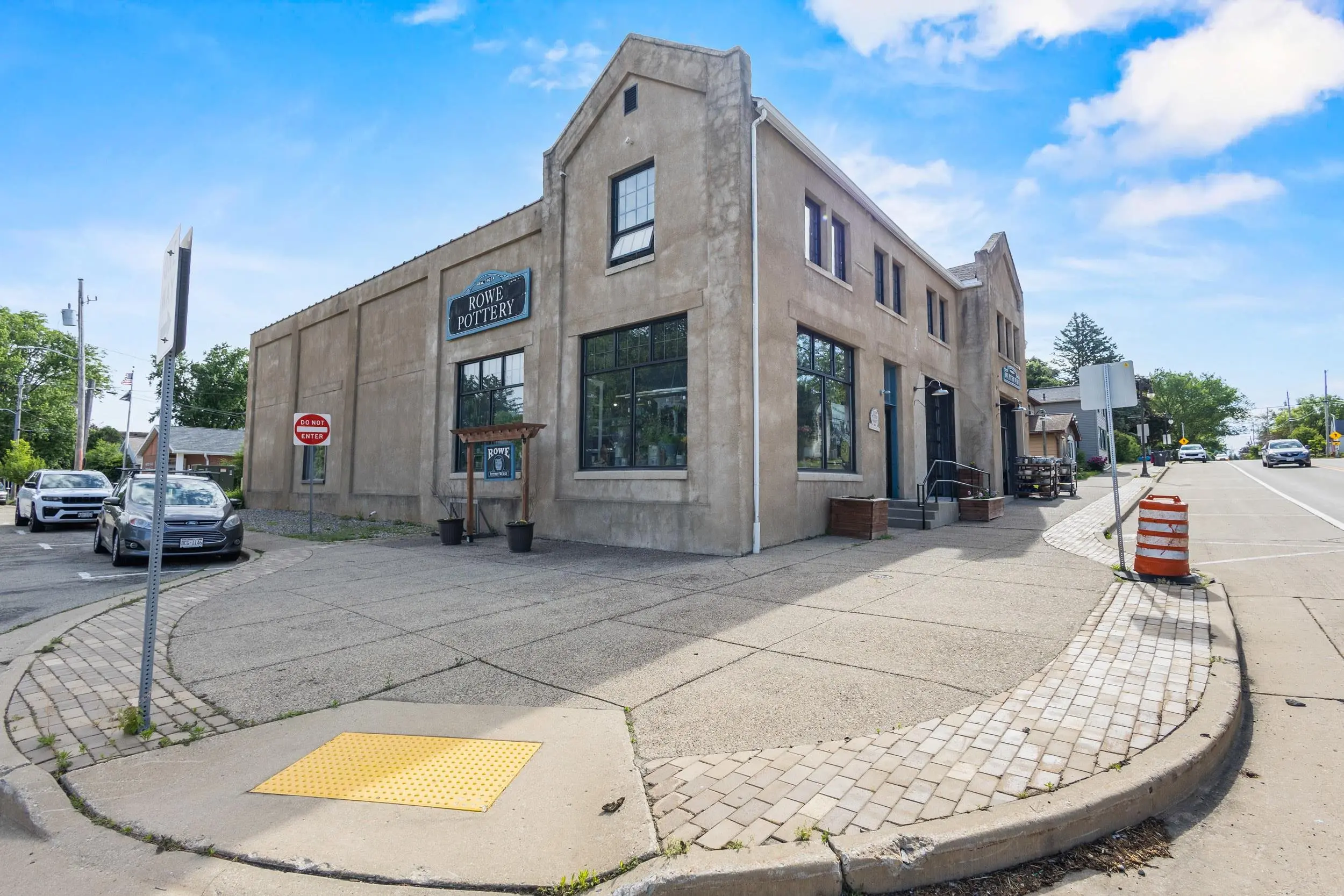 110 E Main Street, Cambridge