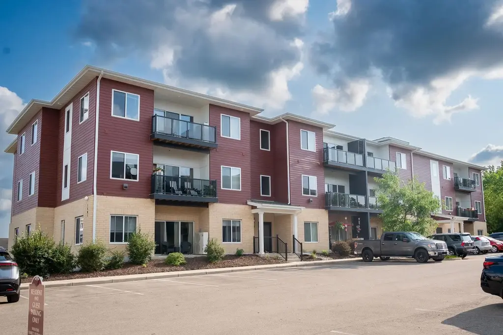 #309 - 1501 N Windsor Avenue, Cottage Grove