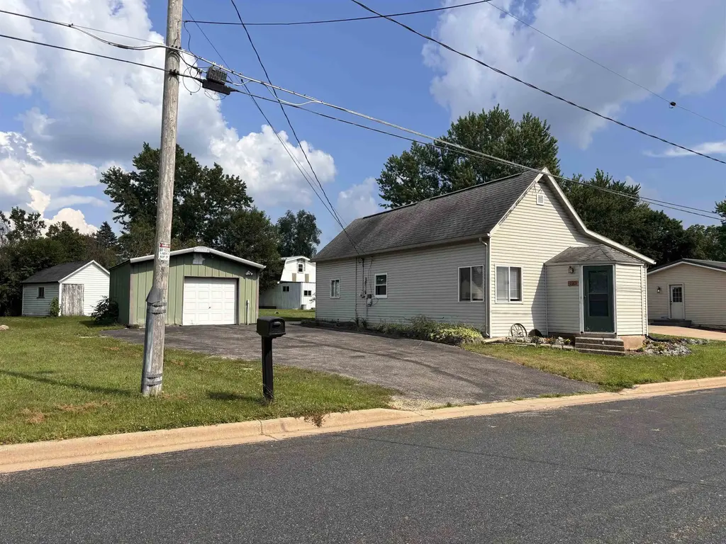 620 Elizabeth Street, Linden