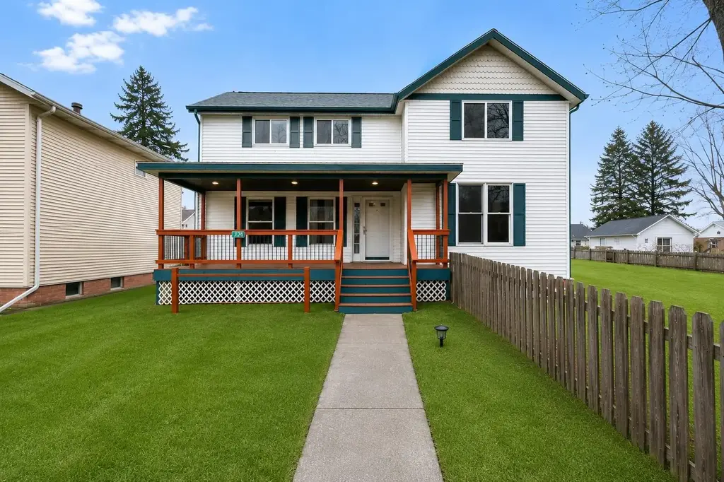 3613 County O Road, Deerfield