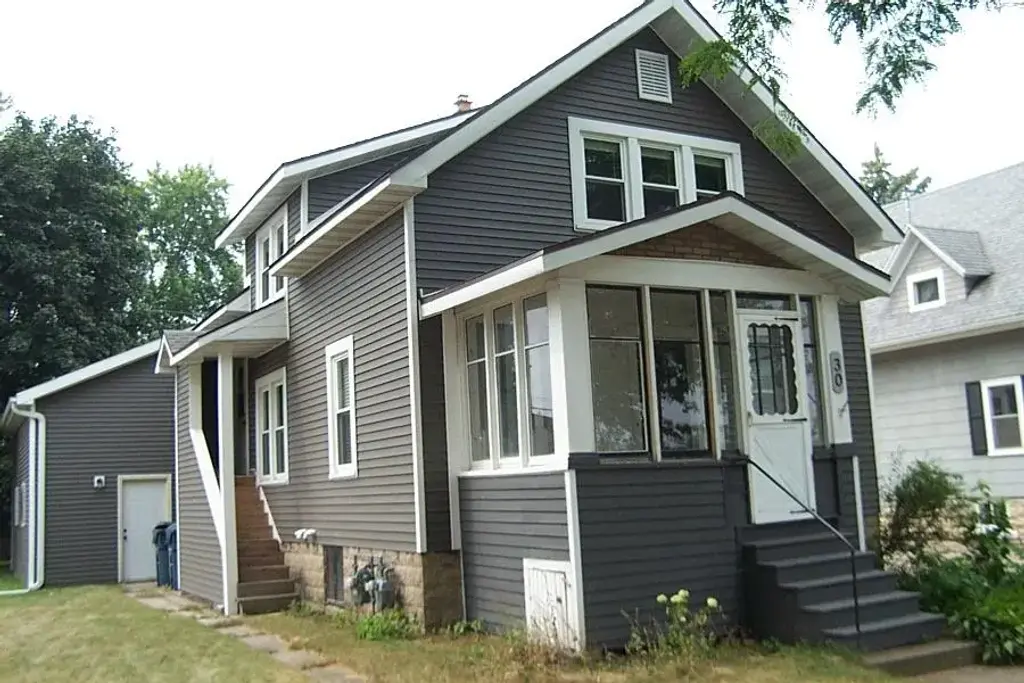 30 W Scott Street, Fond Du Lac