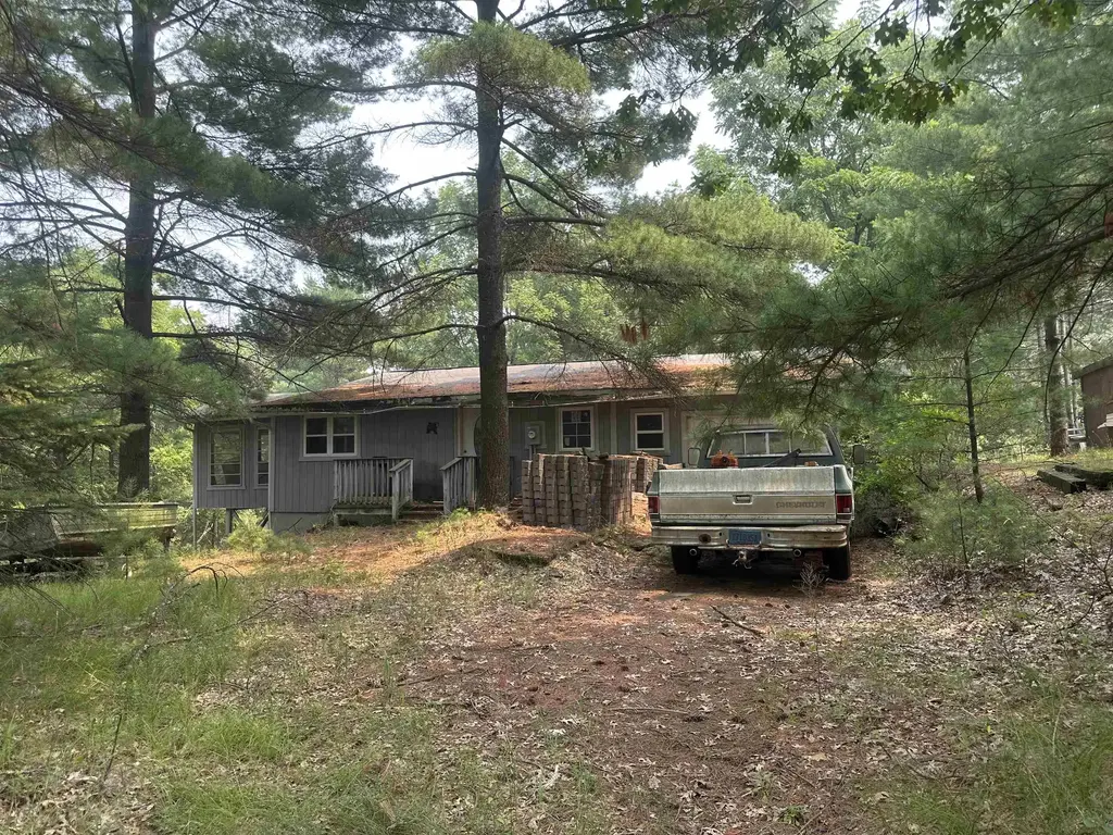 2046 Wood Street, Quincy