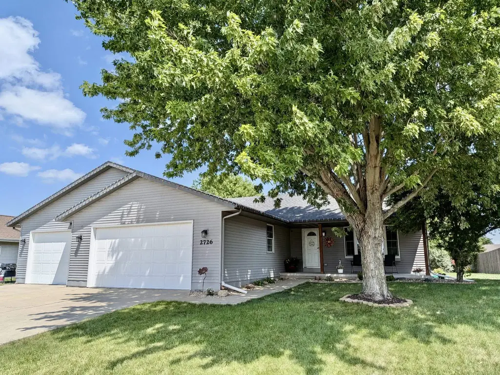 2726 Autumn Lane, Janesville