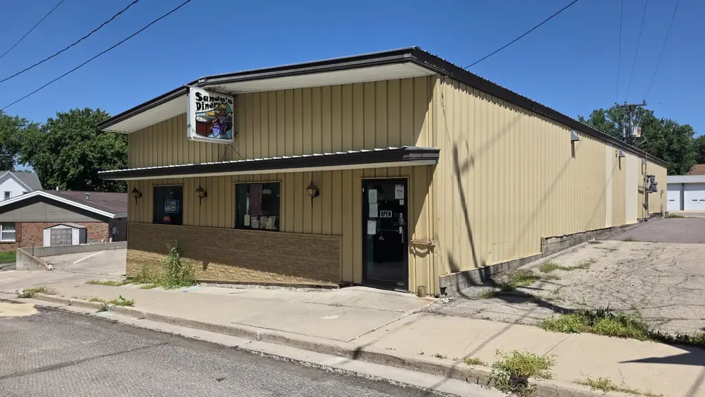 51 W Water Street, Markesan
