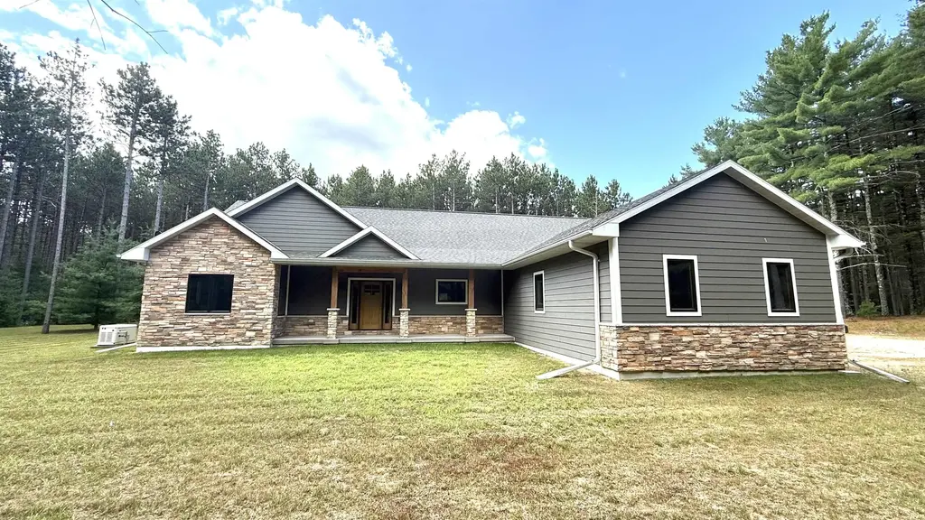 1833 S Duck Creek Drive, Quincy