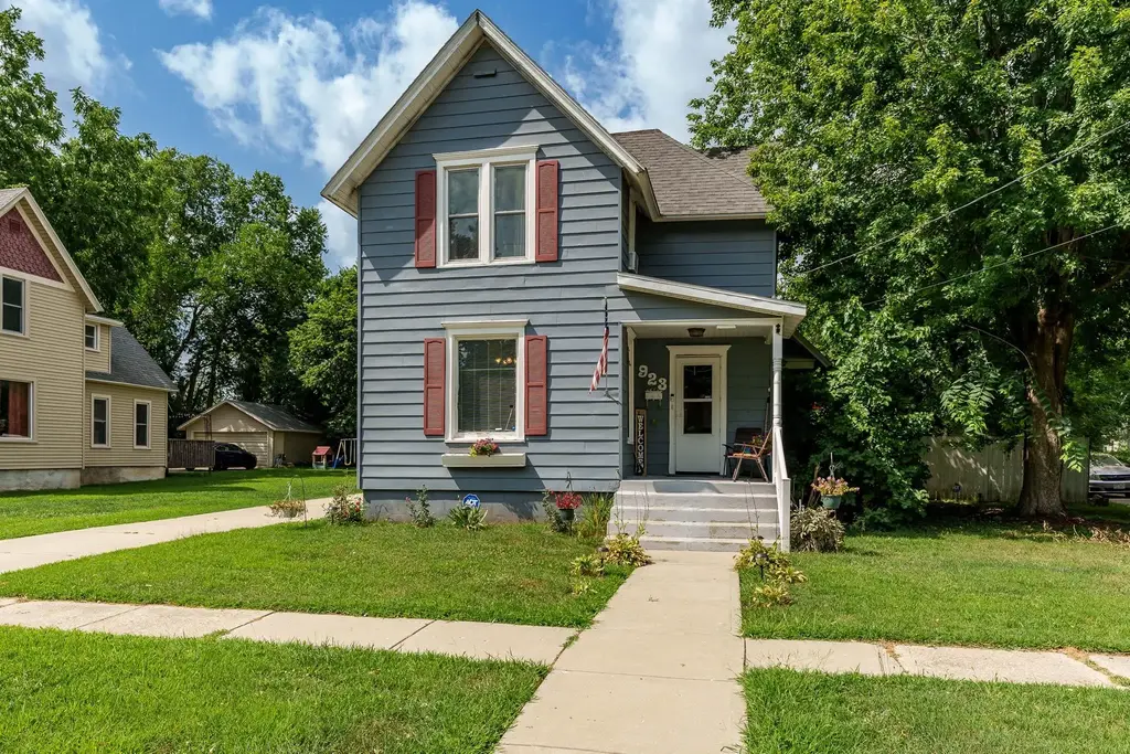 923 Highland Avenue, Beloit